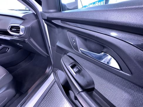 Used 2022 Chevrolet TrailBlazer LT FWD image 36