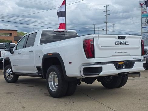 New 2026 GMC Sierra 3500 Denali Ultimate AWD/4WD image 15