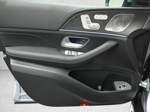 Certified 2026 Mercedes-Benz GLS 450 4MATIC image 20