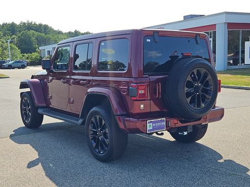 Used 2021 Jeep Wrangler Unlimited Sahara AWD/4WD image 27