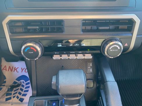 Used 2024 Toyota Tacoma SR image 23