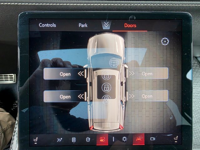 Used 2026 Cadillac Escalade V AWD/4WD image 39