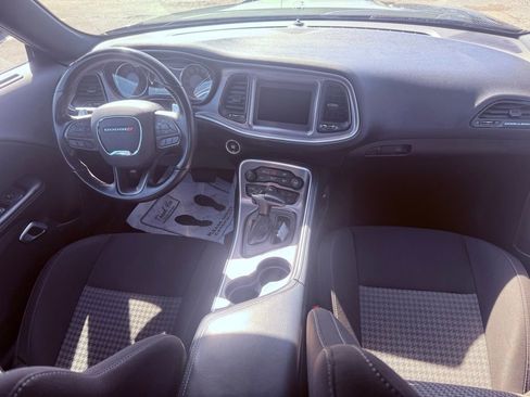 Used 2022 Dodge Challenger R/T RWD image 42
