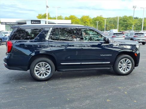 Certified 2023 GMC Yukon SLT w/ SLT Luxury Package image 8