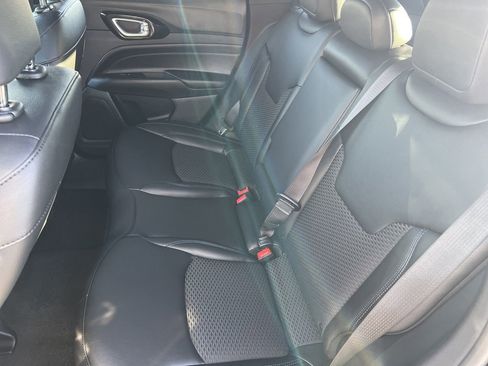 New 2026 Jeep Compass Latitude image 19