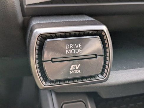 Used 2026 Toyota RAV4 SE w/ Weather Package FWD image 28