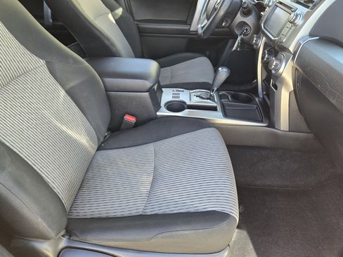 Used 2016 Toyota 4Runner SR5 image 23