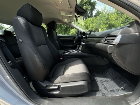 Used 2021 Honda Accord LX image 38
