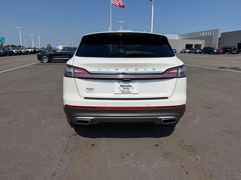 Used 2023 Lincoln Nautilus Reserve AWD/4WD image 6