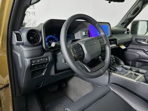 New 2026 Toyota Land Cruiser image 9