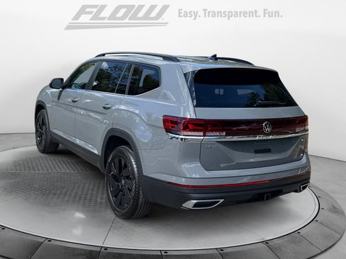 New 2025 Volkswagen Atlas SEL image 5