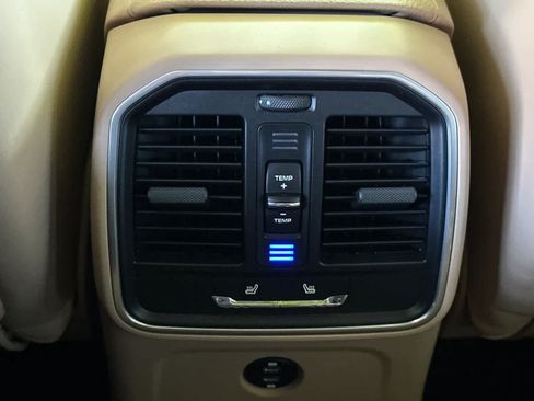 Certified 2023 Porsche Macan S AWD/4WD image 14
