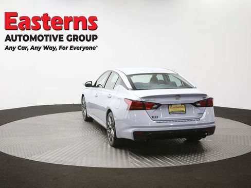 Used 2023 Nissan Altima 2.0 SR FWD image 66
