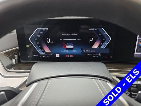 Used 2024 BMW X7 xDrive40i w/ Executive Package image 22