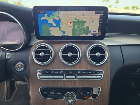 Used 2019 Mercedes-Benz C 300 C 300 image 18