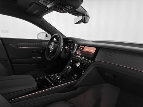 New 2026 Bentley Flying Spur Plug-In Hybrid image 2