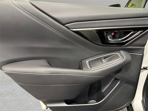 Certified 2022 Subaru Outback Limited image 29