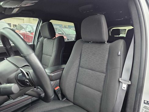 Used 2025 Dodge Durango GT AWD/4WD image 23