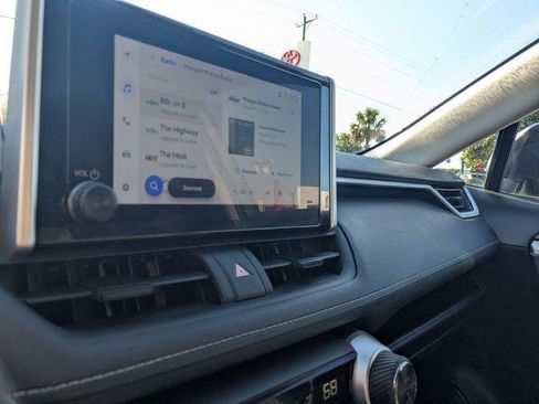 Certified 2024 Toyota RAV4 XLE FWD image 22
