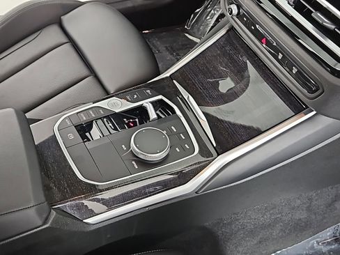 Used 2023 BMW 330i Sedan w/ Driving Assistance Package image 15