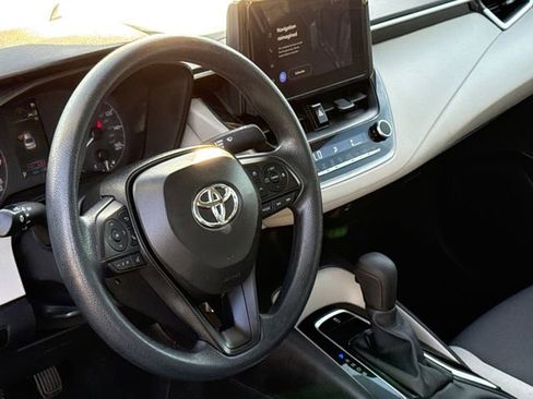 Used 2024 Toyota Corolla LE image 17