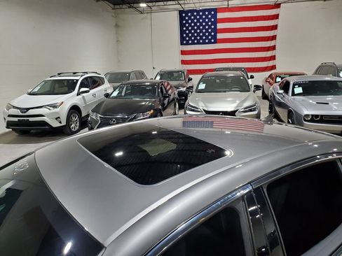 Used 2020 Lexus LS 500 w/ Accessory Package (Z2) RWD image 47