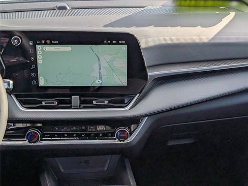 New 2026 Chevrolet Equinox LT w/ Convenience Package II image 13