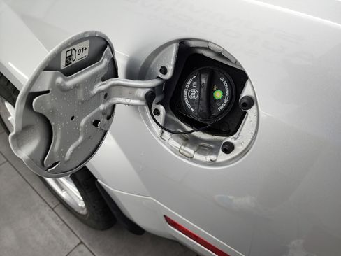 Used 2008 Ford Mustang Shelby GT500 image 26