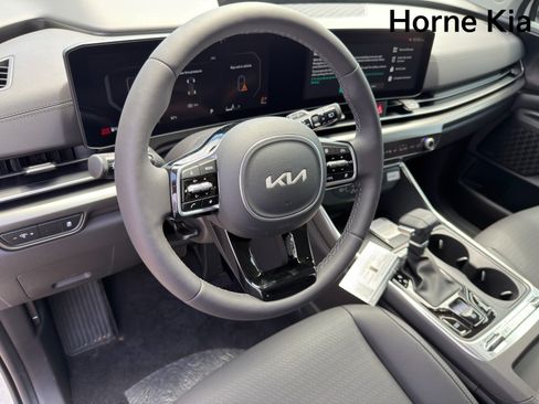New 2026 Kia Carnival SX Prestige FWD image 11