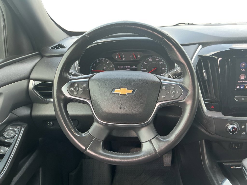 Used 2022 Chevrolet Traverse LT FWD image 18
