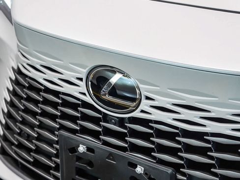 Used 2024 Lexus RX 350 Premium w/ Accessory Package (Z1) FWD image 8