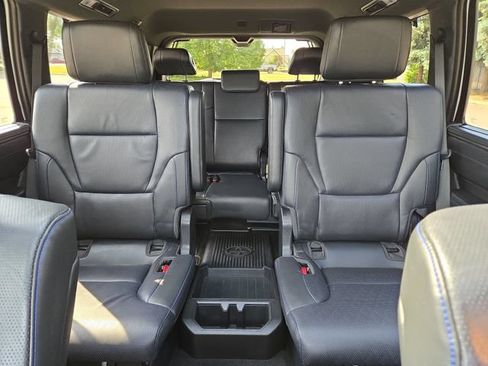 Used 2024 Toyota Sequoia Platinum AWD/4WD image 27
