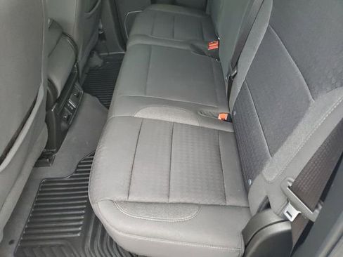 Used 2023 GMC Sierra 1500 SLE image 9