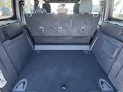 Used 2023 Ford Bronco Outer Banks image 9