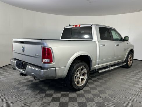 Used 2017 RAM 1500 Laramie w/ Convenience Group AWD/4WD image 5