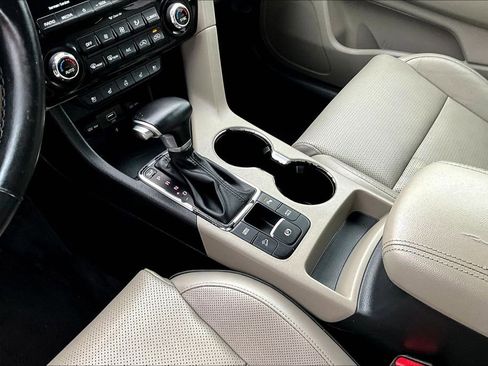 Used 2022 Kia Sportage EX w/ EX Technology Package FWD image 18