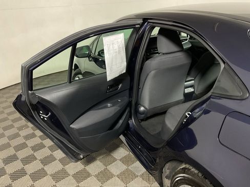 Used 2024 Toyota Corolla LE FWD image 29
