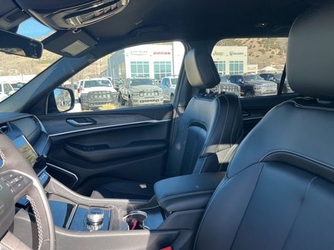 New 2026 Jeep Grand Cherokee Limited image 14