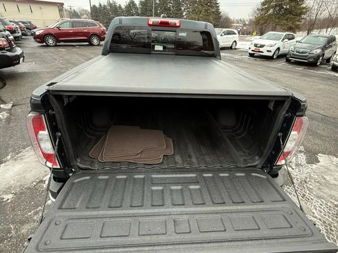 Used 2019 GMC Canyon SLT w/ Driver Alert Package image 30