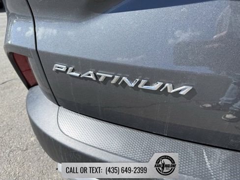 Used 2025 Ford Escape Platinum image 10