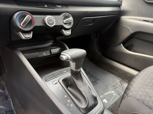 Used 2021 Kia Rio S FWD image 21