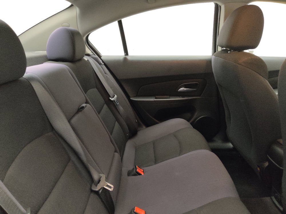 Used 2014 Chevrolet Cruze LT FWD image 19