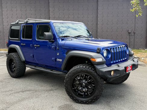 Used 2020 Jeep Wrangler Unlimited Sport S AWD/4WD image 3