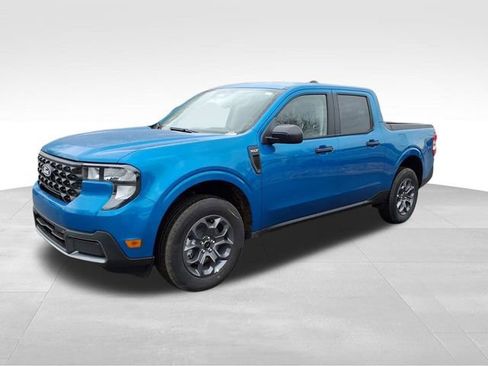 New 2026 Ford Maverick XLT image 2