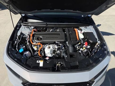 Certified 2025 Honda Accord Sport image 9