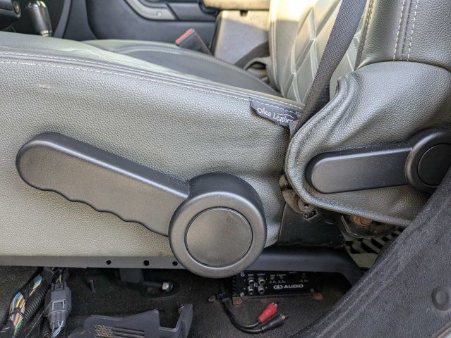 Used 2018 Jeep Wrangler Unlimited Sport S AWD/4WD image 19