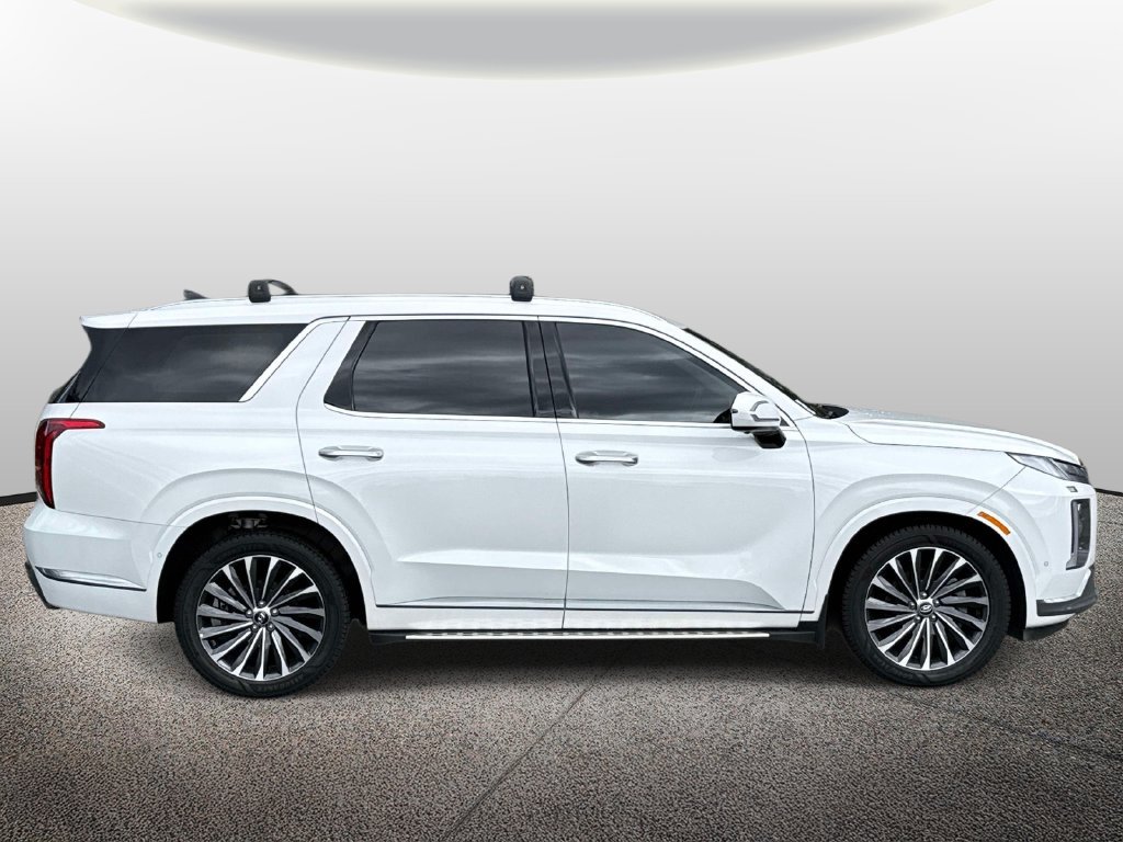Used 2023 Hyundai Palisade Calligraphy AWD/4WD image 4