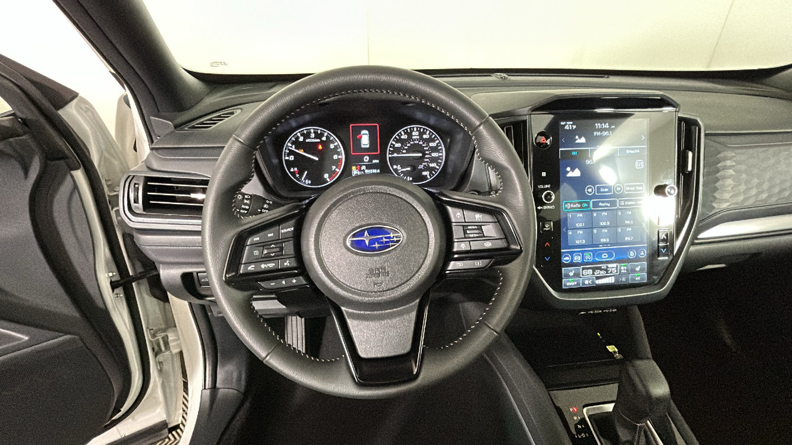 Used 2025 Subaru Forester Premium AWD/4WD image 17