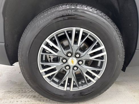 Used 2024 Chevrolet Traverse LT w/ Trailering Package image 35