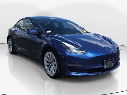 Used 2022 Tesla Model 3 RWD image 1